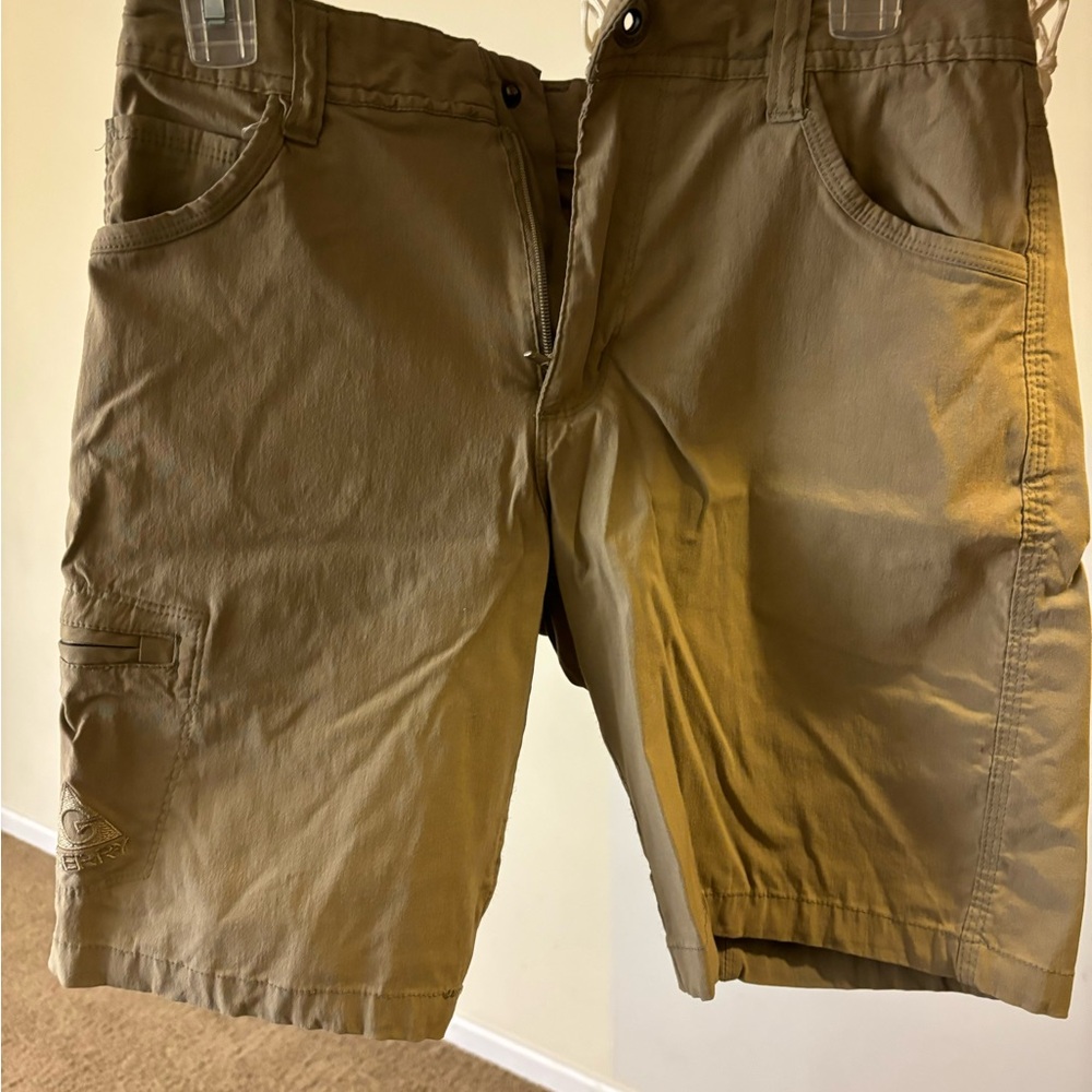 Men’s Khakis
